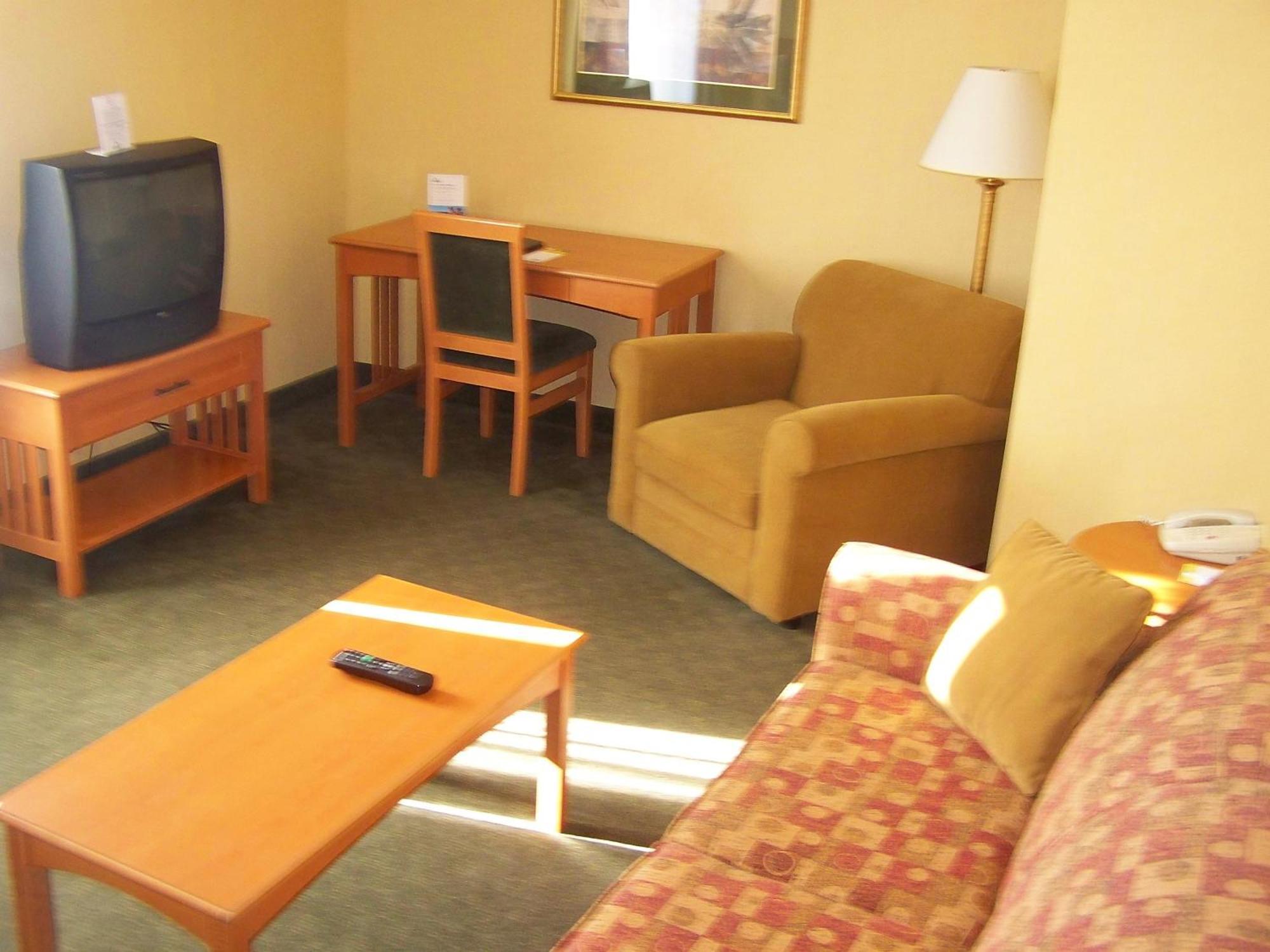 Days Inn By Wyndham Orillia Exterior foto