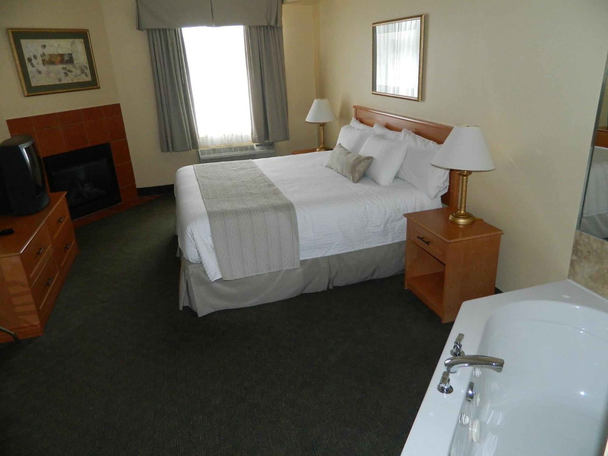 Days Inn By Wyndham Orillia Exterior foto